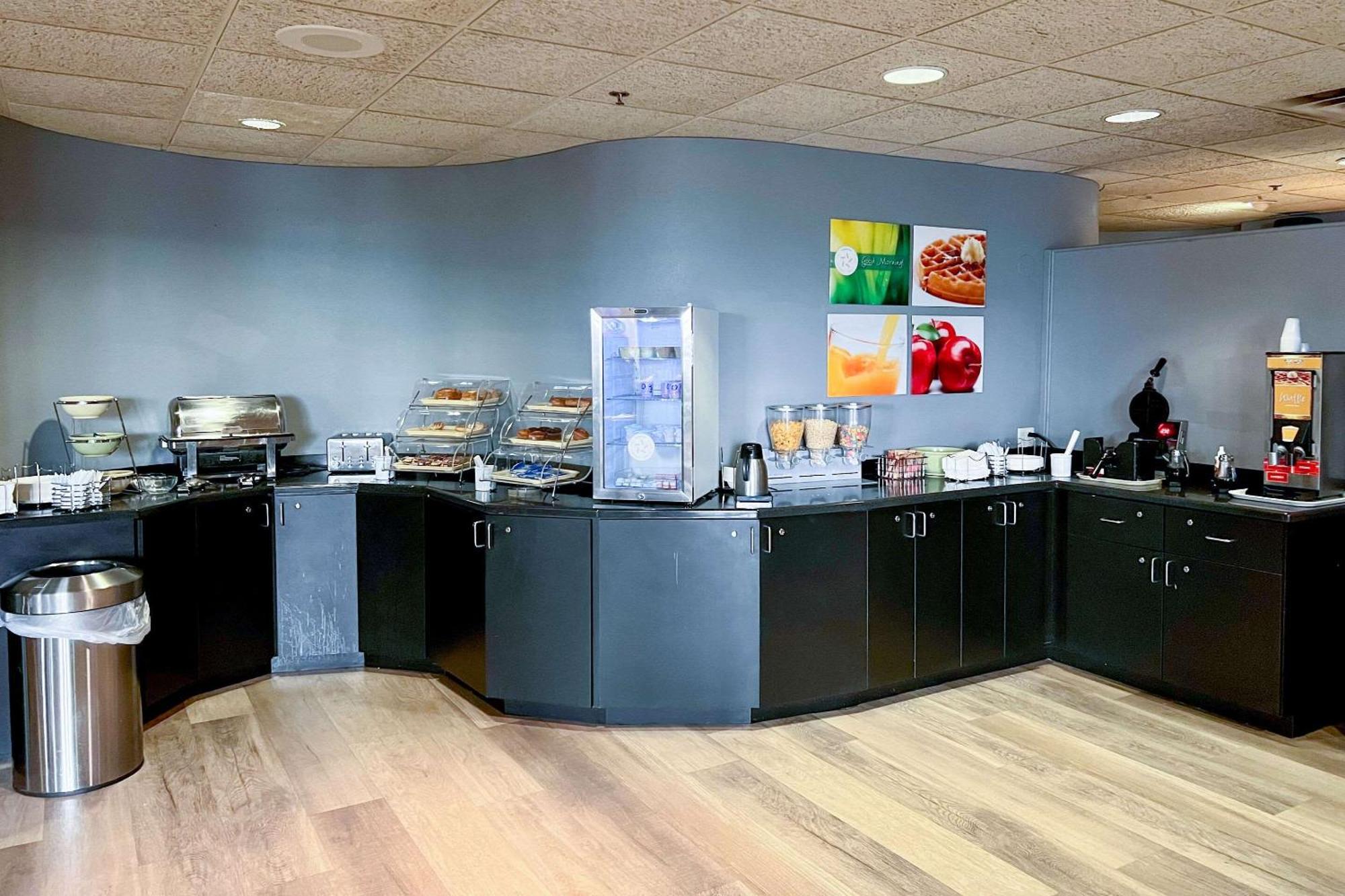 Quality Inn & Suites Orland Park - Chicago Esterno foto