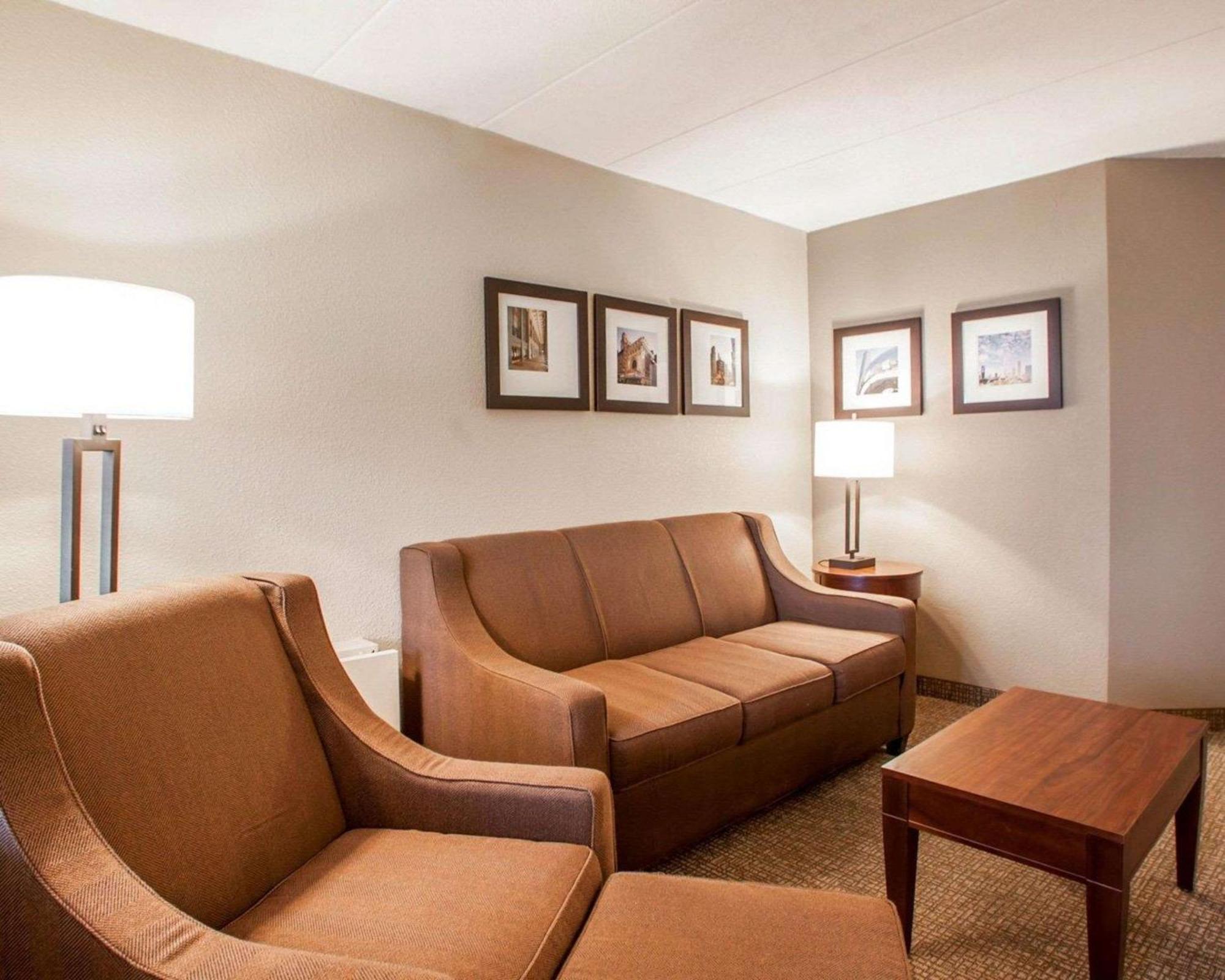 Quality Inn & Suites Orland Park - Chicago Esterno foto